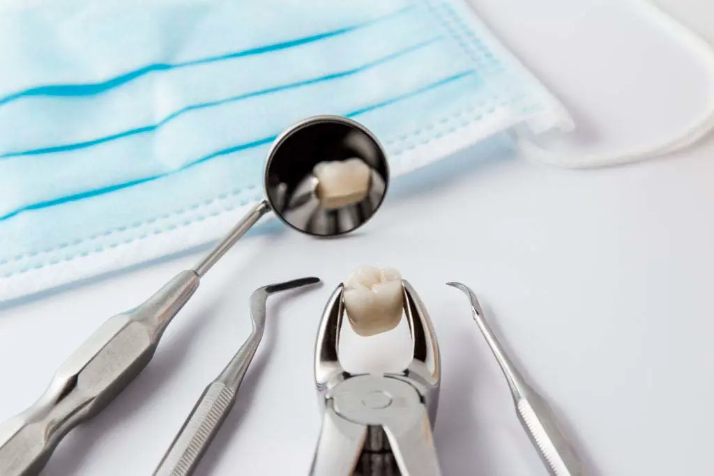 Principais Tipos de Cirurgia Odontológica. - Dra. Franciele Macedo Cirurgiã Dentista em Blumenau, Vale do Itajaí/SC